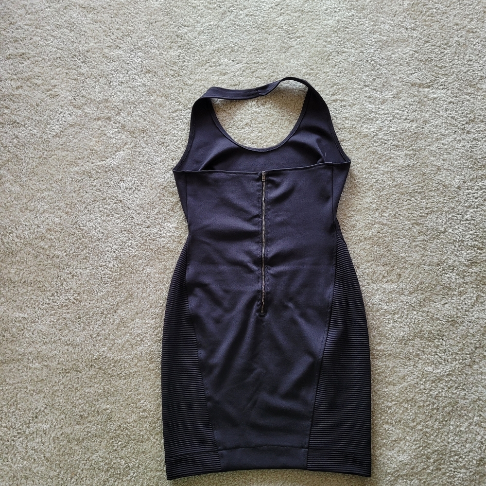 Open back Dress - Picture 2 of 5